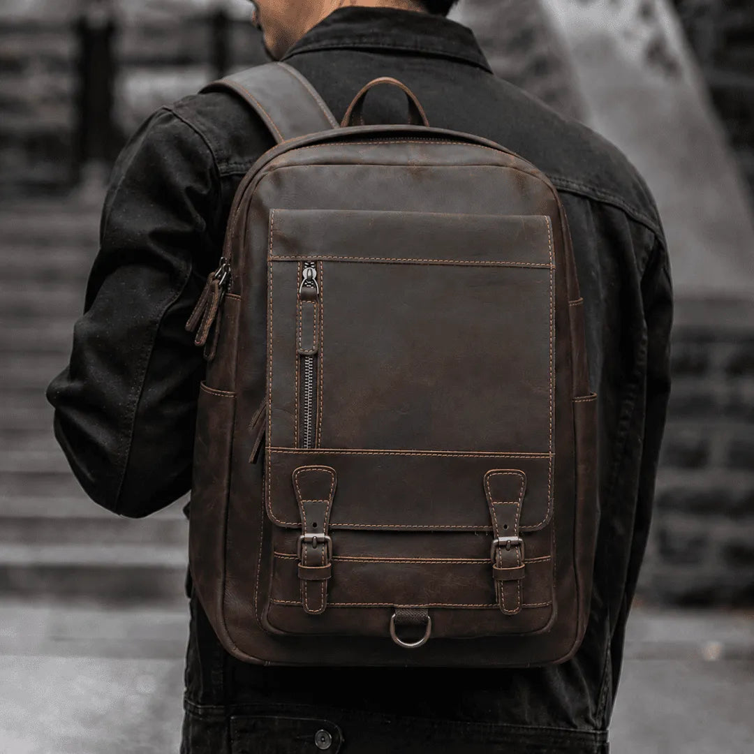 mochila de couro para notebook